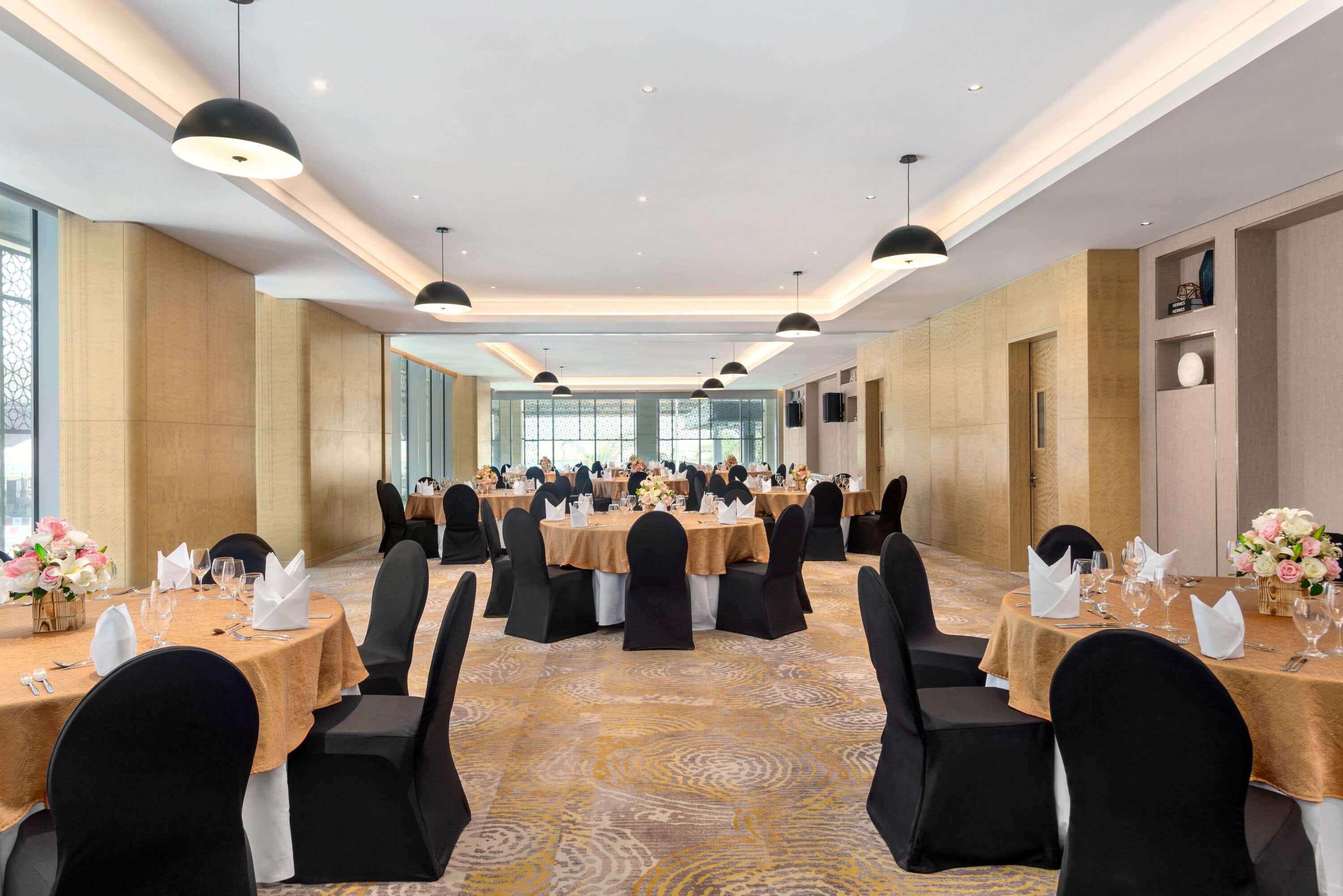 Novotel Dubai Gold District Exterior foto